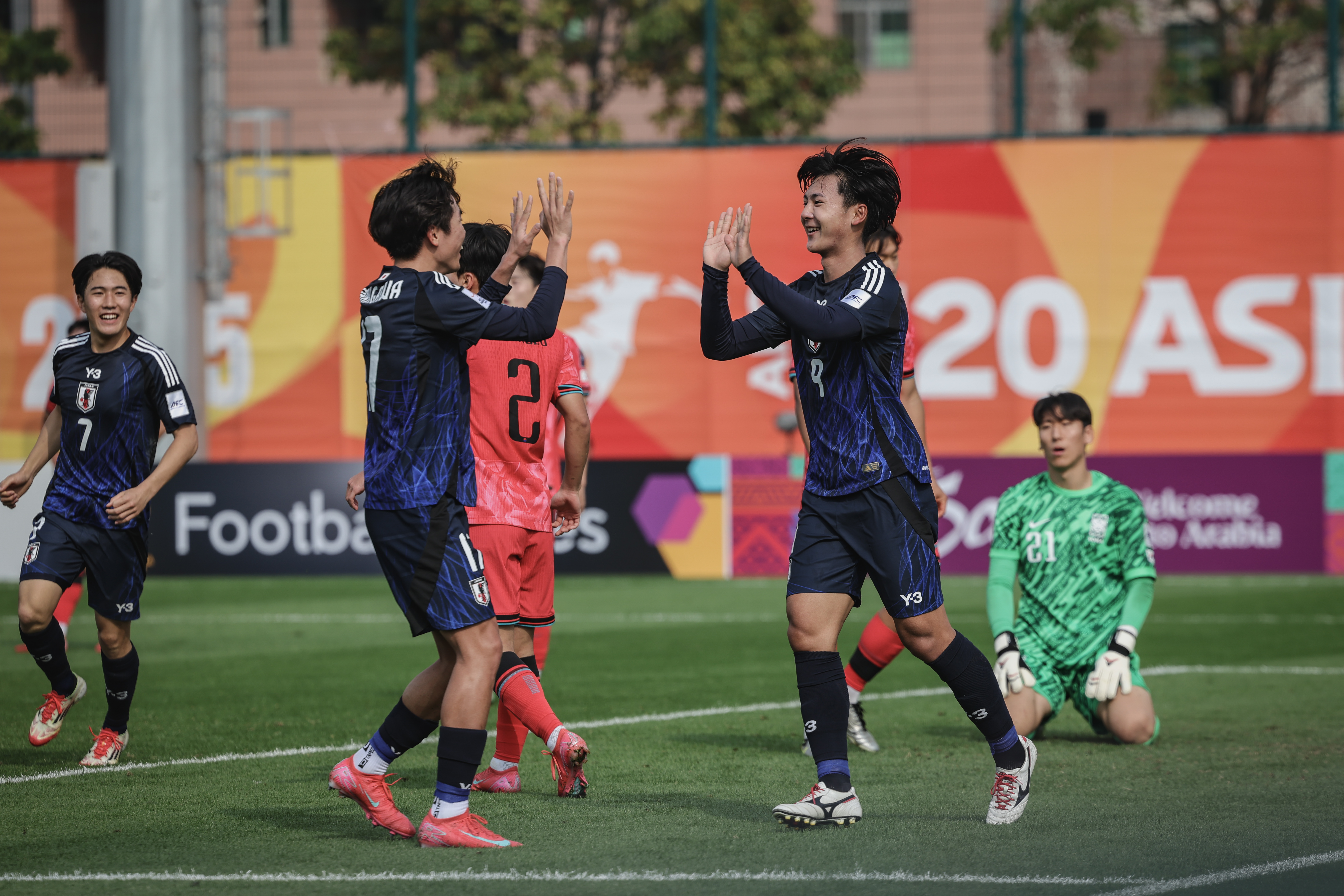 亚洲足球俱乐部赛场上的亮点瞬间,稳步上升 亚洲足球俱乐部赛场上的亮点瞬间,稳步上升