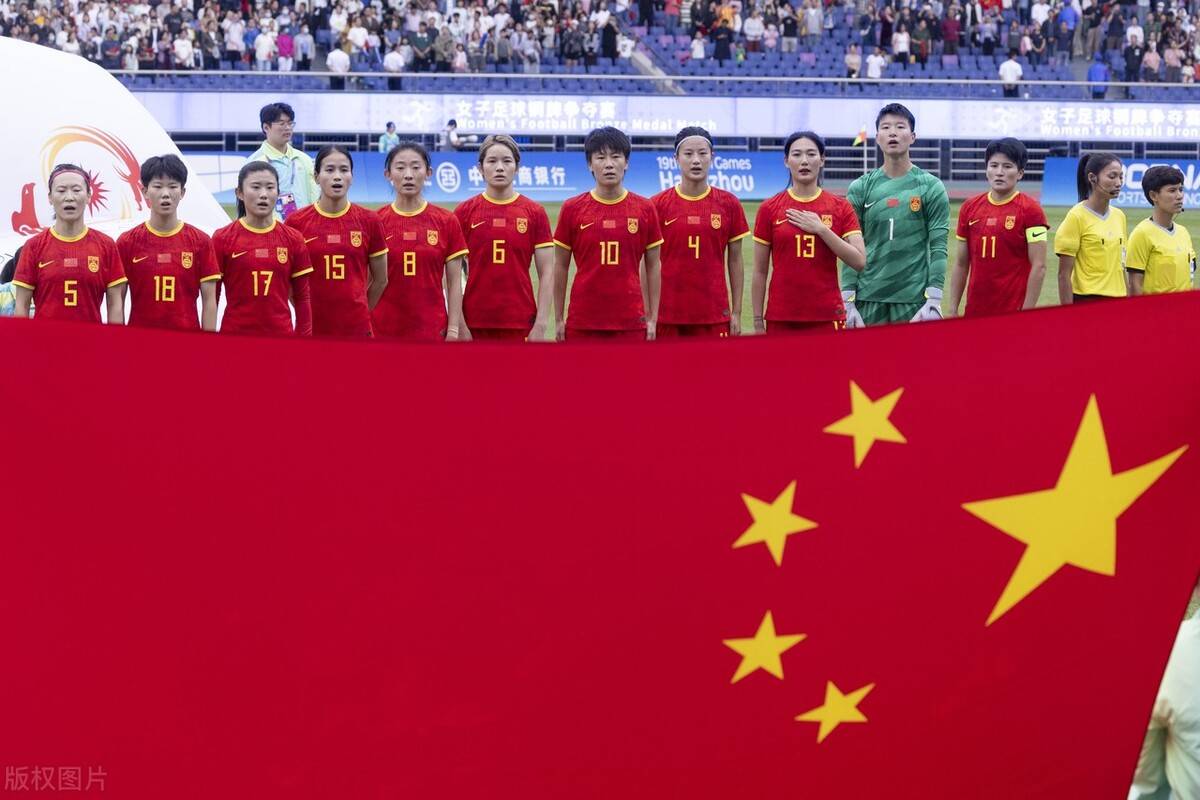 比赛激烈，中国女足夺得胜利，引发热议
