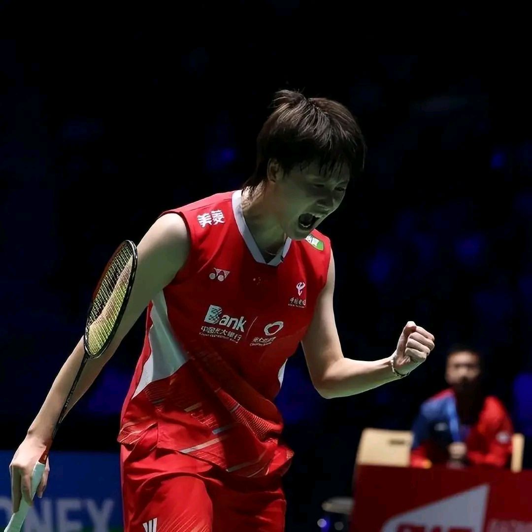 丹麦队翻盘印尼队，陈雨菲统治全场