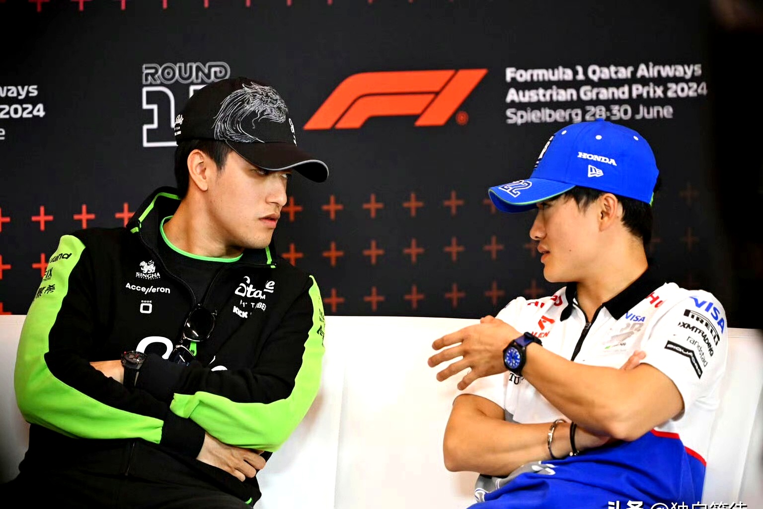 梅赛德斯翻盘红牛二队，周冠宇统治全场