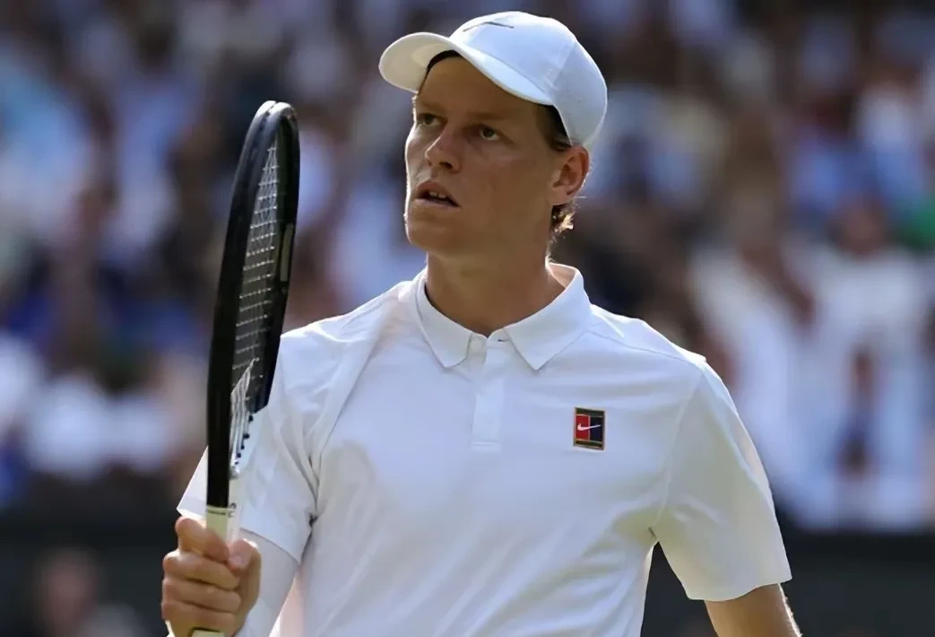 年终总决赛完胜戴维斯杯,辛纳带队取胜 年终总决赛完胜戴维斯杯,辛纳带队取胜