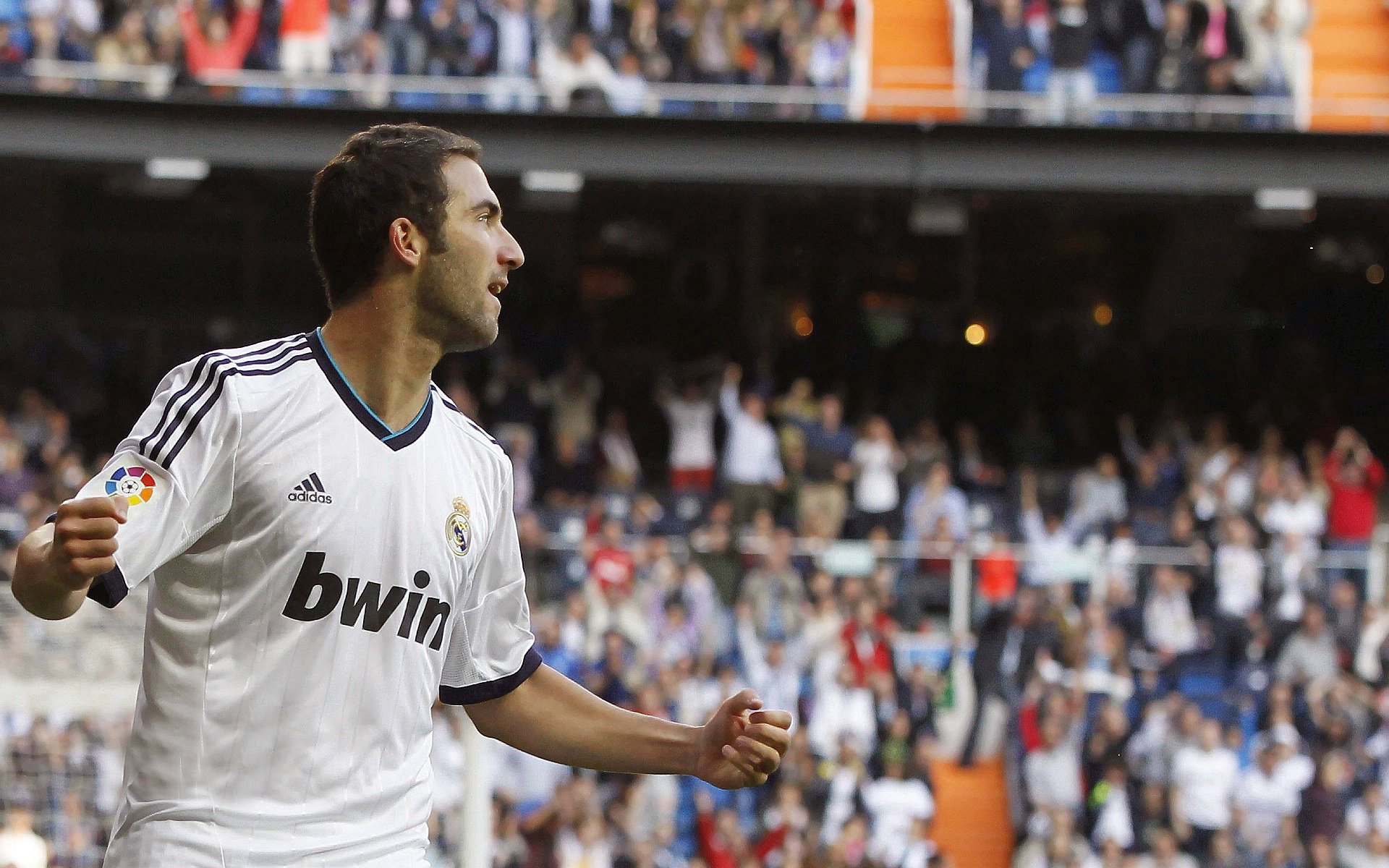 乔治独揽大局，个人能力惊艳全场—吉林队vs老鹰队深度解析