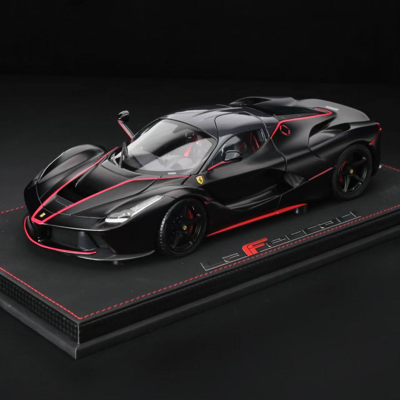 法拉利完胜红牛二队,阿隆索高光表现 法拉利完胜红牛二队,阿隆索高光表现